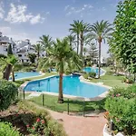 Ab3 - Spacious Puerto Banus Lägenhet