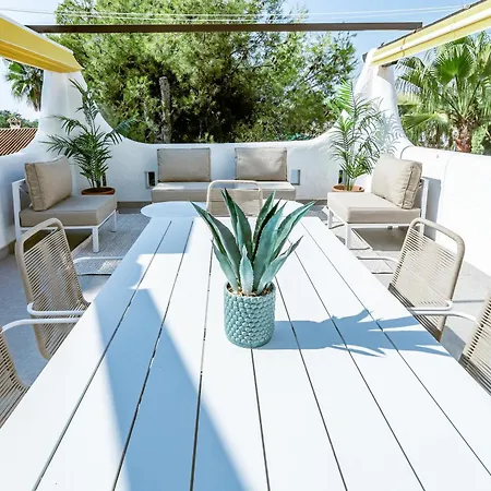 Ab3 - Spacious Home, Puerto Banus * Марбелья