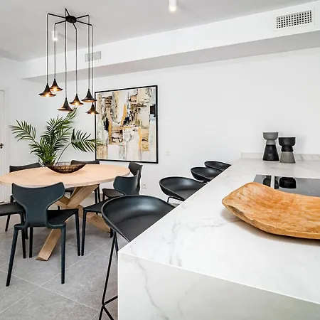Ab3 - Spacious Home, Puerto Banus Марбелья