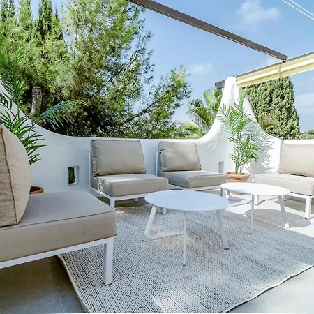 Ab3 - Spacious Home, Puerto Banus Apartamento