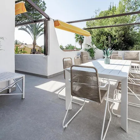 Ab3 - Spacious Home, Puerto Banus Апартаменты Марбелья
