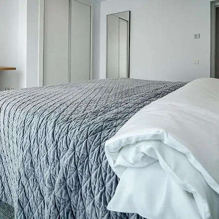 Ab3 - Spacious Puerto Banus شقة