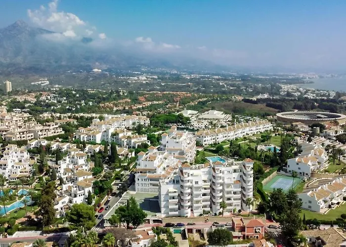 Ab3 - Spacious Puerto Banus Lejlighed